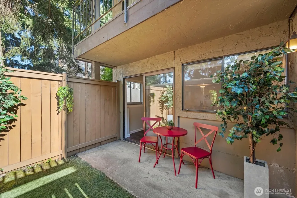 750 N 143rd Street Seattle WA 98133