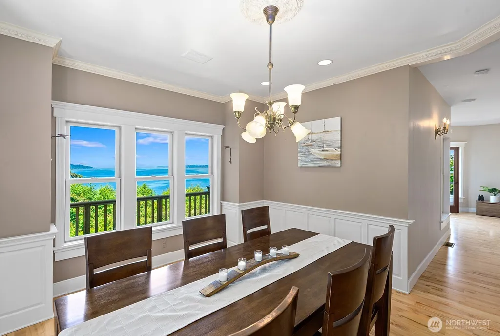 6838 SW Maury Park Road Vashon WA 98070