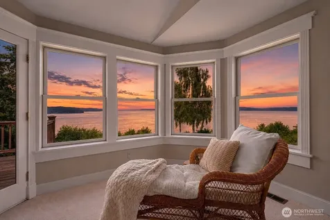 6838 SW Maury Park Road Vashon WA 98070