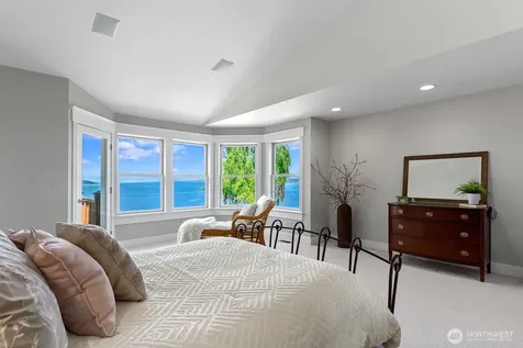 6838 SW Maury Park Road Vashon WA 98070