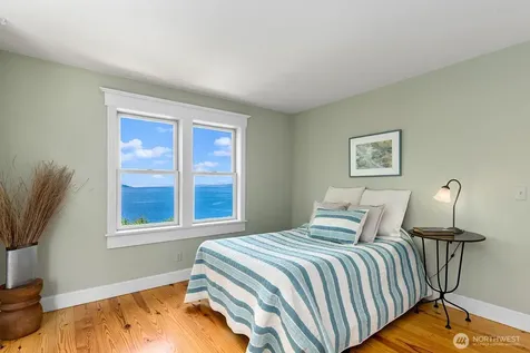 6838 SW Maury Park Road Vashon WA 98070