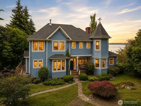 6838 SW Maury Park Road Vashon WA 98070