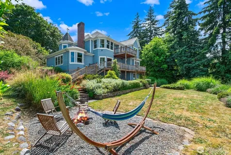 6838 SW Maury Park Road Vashon WA 98070