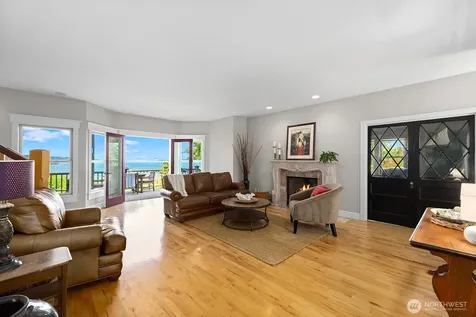 6838 SW Maury Park Road Vashon WA 98070