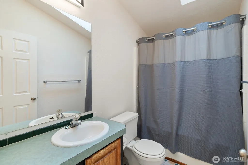 300 W Pine Acres Way Shelton WA 98584
