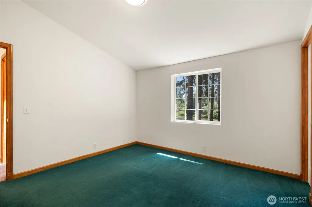 300 W Pine Acres Way Shelton WA 98584