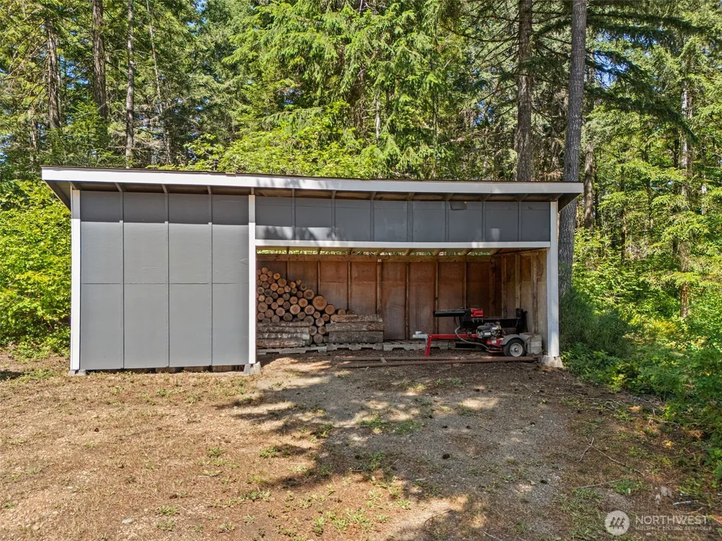 300 W Pine Acres Way Shelton WA 98584
