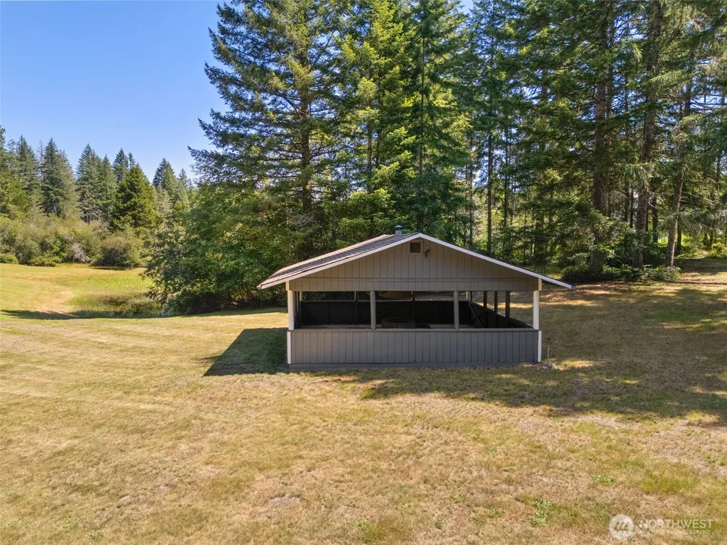 300 W Pine Acres Way Shelton WA 98584