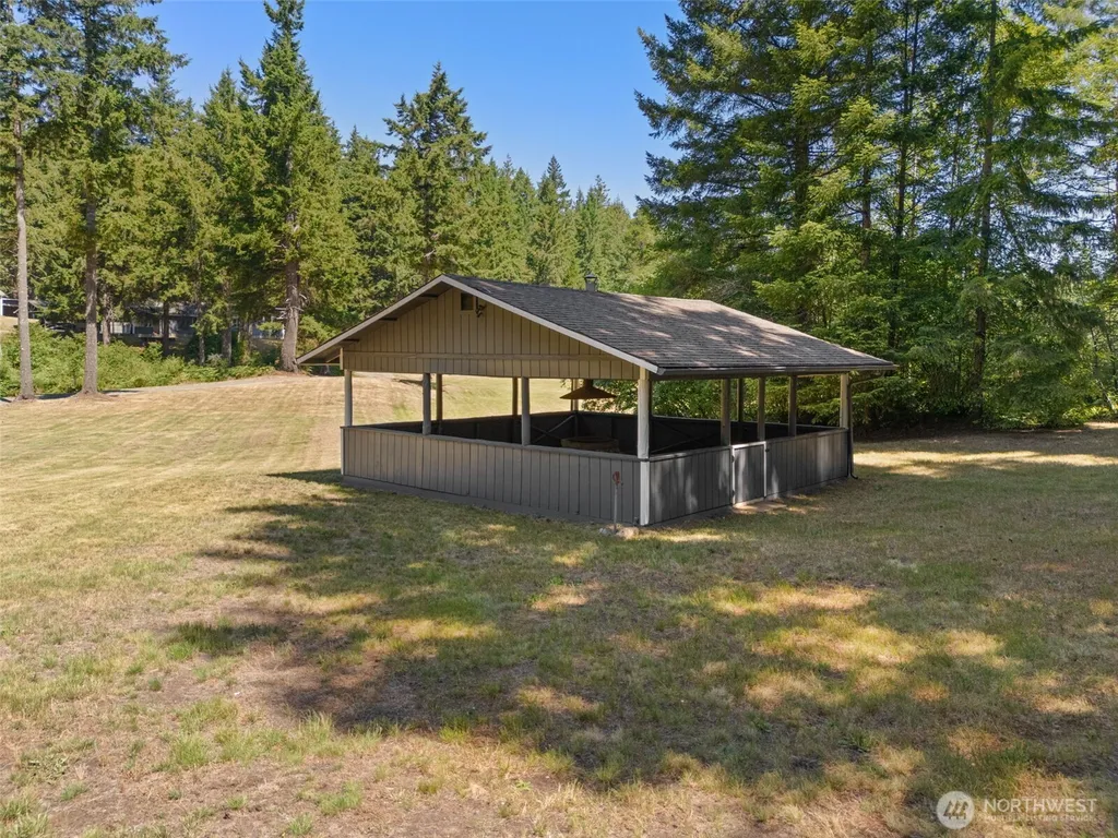 300 W Pine Acres Way Shelton WA 98584