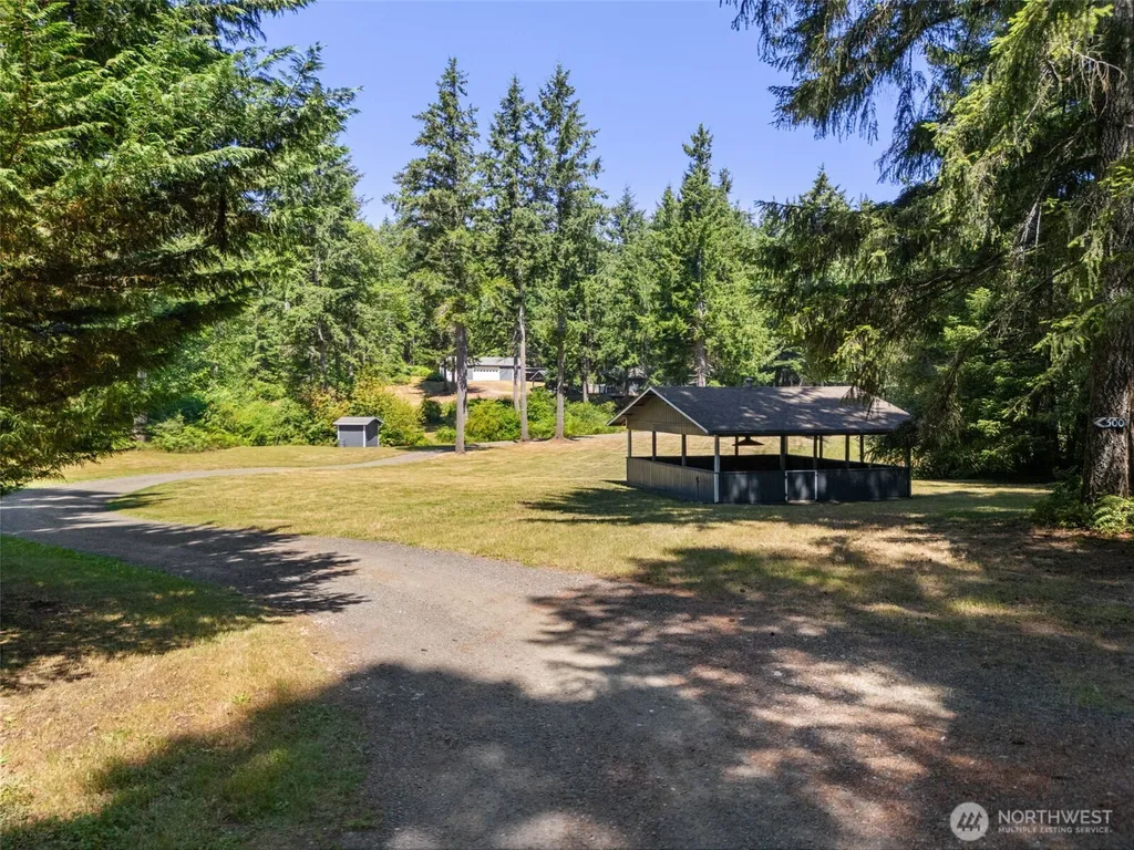 300 W Pine Acres Way Shelton WA 98584