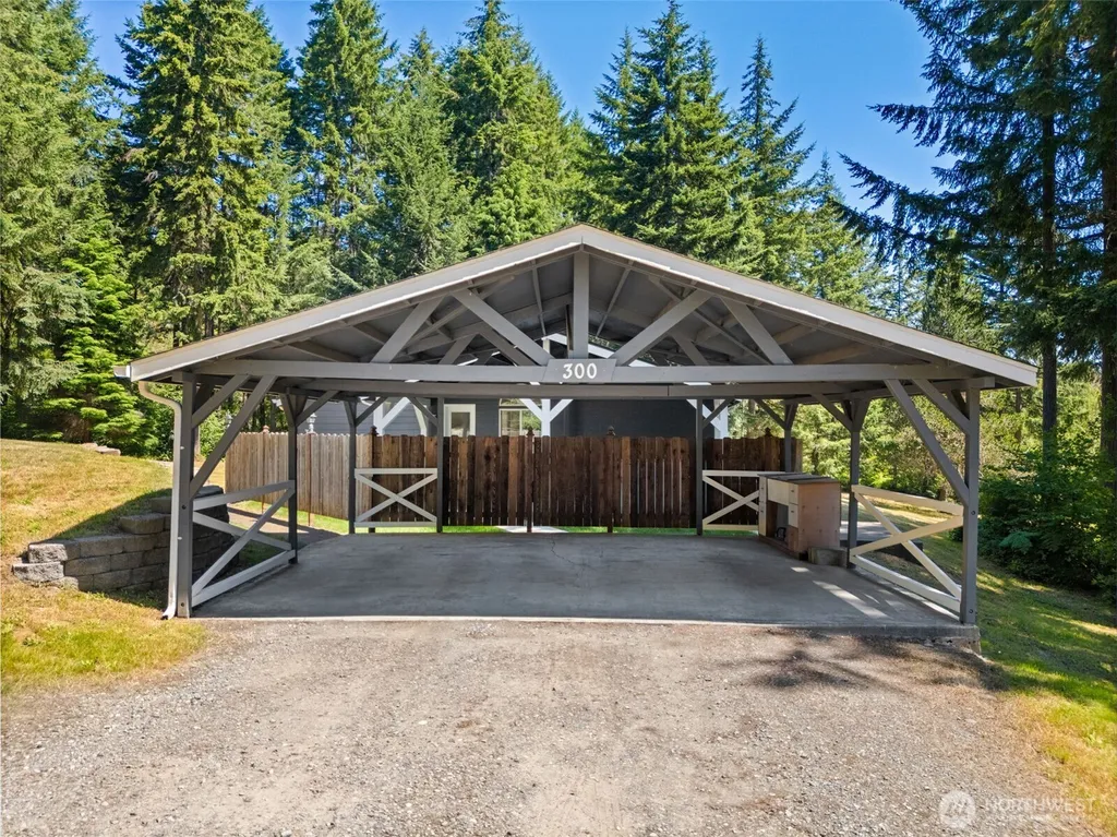 300 W Pine Acres Way Shelton WA 98584