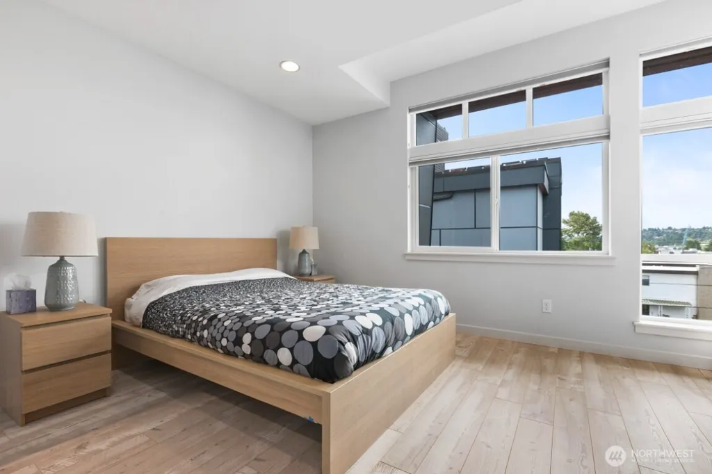 2050 NW 64th Street Seattle WA 98107