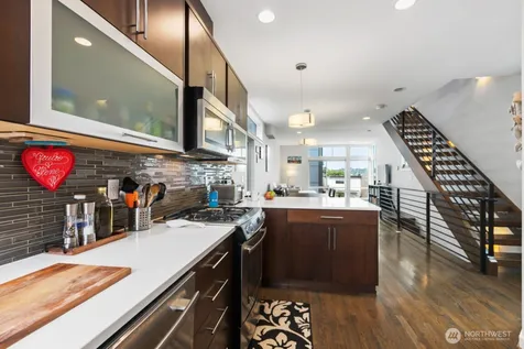 2050 NW 64th Street Seattle WA 98107