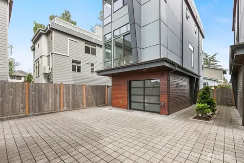2050 NW 64th Street Seattle WA 98107