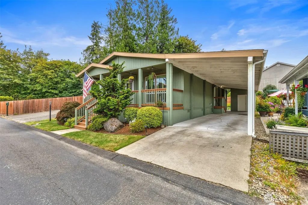 6586 NE Aquarius Lane Bremerton WA 98311