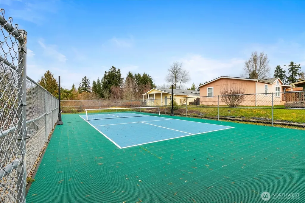 6586 NE Aquarius Lane Bremerton WA 98311