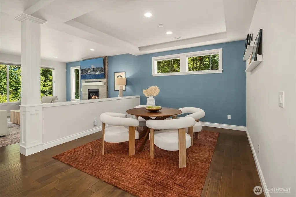 13874 Lavigne Court NE Bainbridge Island WA 98110