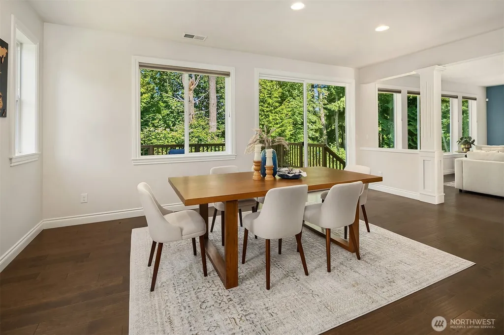 13874 Lavigne Court NE Bainbridge Island WA 98110