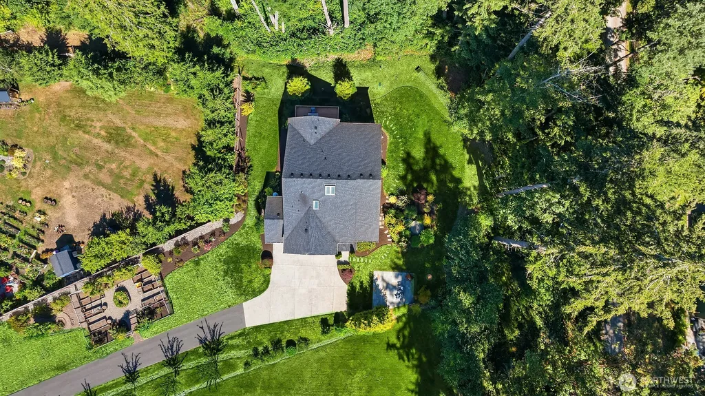 13874 Lavigne Court NE Bainbridge Island WA 98110