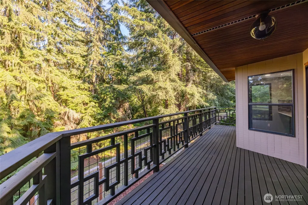 22850 Little Mountain Road Mount Vernon WA 98274