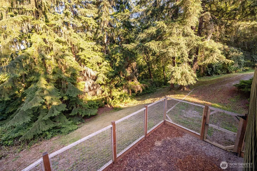 22850 Little Mountain Road Mount Vernon WA 98274