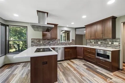 22850 Little Mountain Road Mount Vernon WA 98274