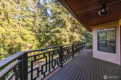 22850 Little Mountain Road Mount Vernon WA 98274