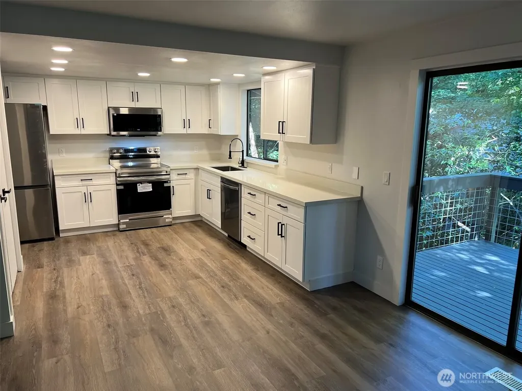 1508 NE Brockman Place Seattle WA 98125