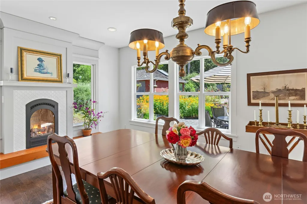 16606 260th Avenue SE Issaquah WA 98027