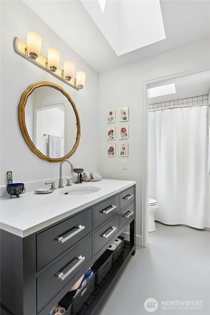 16606 260th Avenue SE Issaquah WA 98027