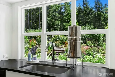 16606 260th Avenue SE Issaquah WA 98027