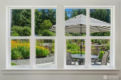 16606 260th Avenue SE Issaquah WA 98027