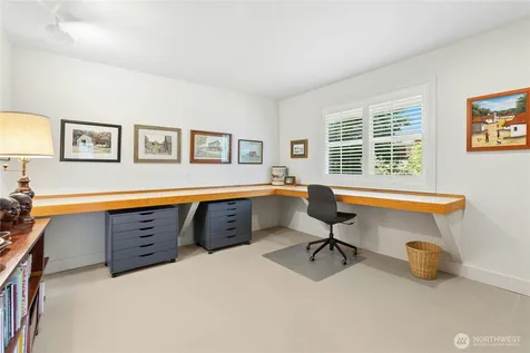16606 260th Avenue SE Issaquah WA 98027
