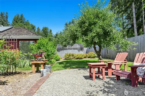 16606 260th Avenue SE Issaquah WA 98027
