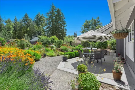 16606 260th Avenue SE Issaquah WA 98027