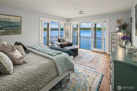 456 W Lake Sammamish Parkway SE Bellevue WA 98008