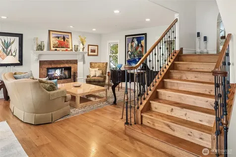 456 W Lake Sammamish Parkway SE Bellevue WA 98008