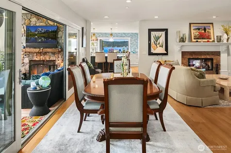 456 W Lake Sammamish Parkway SE Bellevue WA 98008