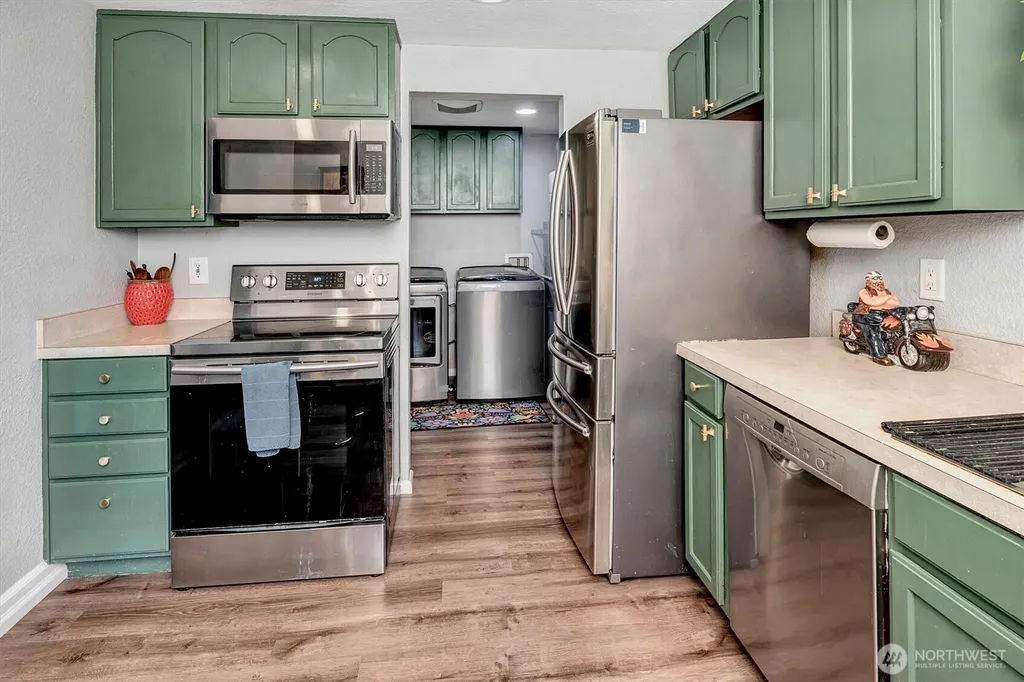 555 Windsor Place NE Renton WA 98056