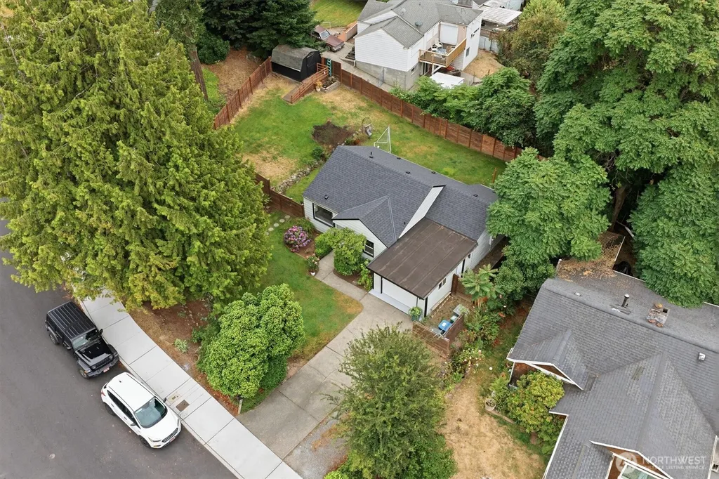 555 Windsor Place NE Renton WA 98056