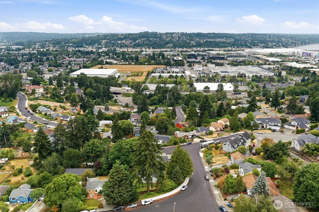 555 Windsor Place NE Renton WA 98056