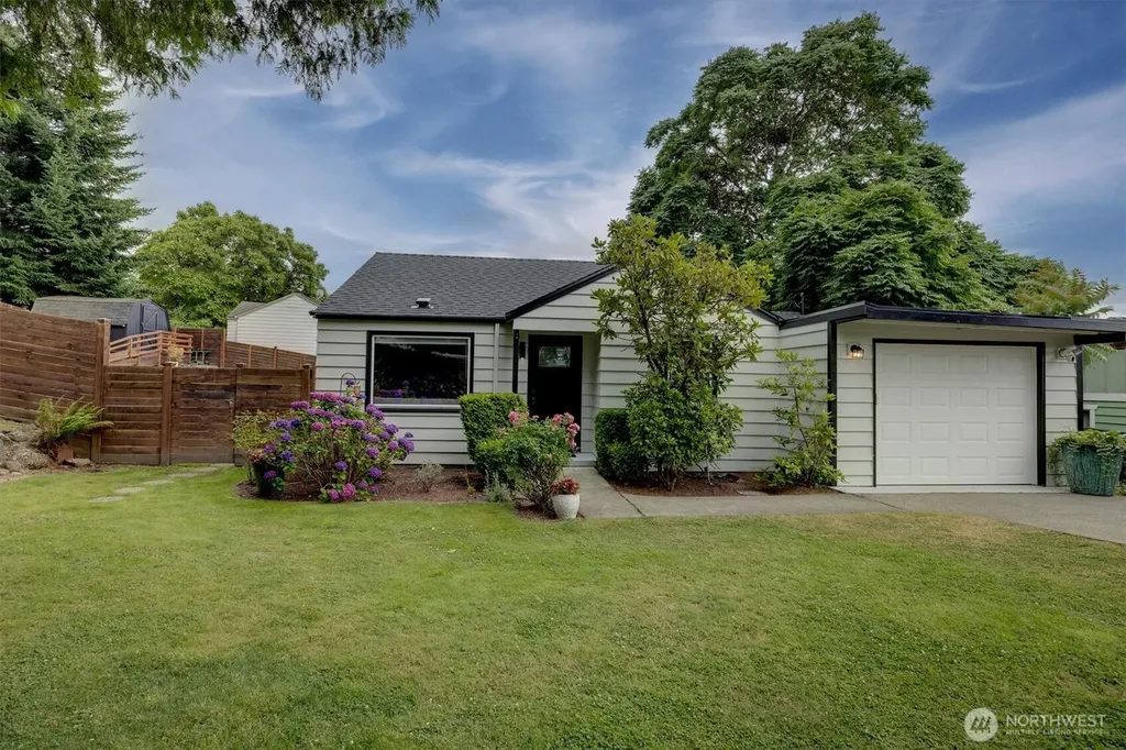 555 Windsor Place NE Renton WA 98056