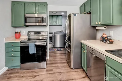 555 Windsor Place NE Renton WA 98056