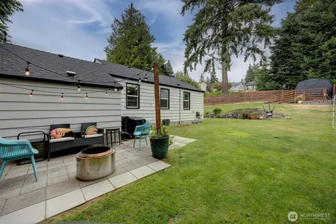 555 Windsor Place NE Renton WA 98056