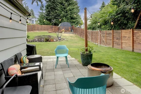 555 Windsor Place NE Renton WA 98056