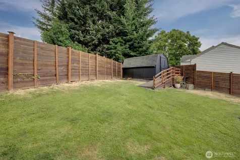 555 Windsor Place NE Renton WA 98056