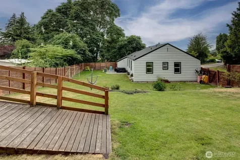 555 Windsor Place NE Renton WA 98056