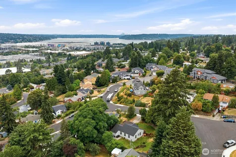 555 Windsor Place NE Renton WA 98056