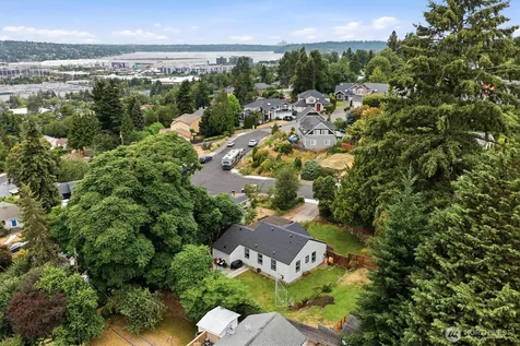 555 Windsor Place NE Renton WA 98056