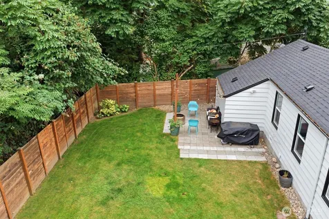 555 Windsor Place NE Renton WA 98056